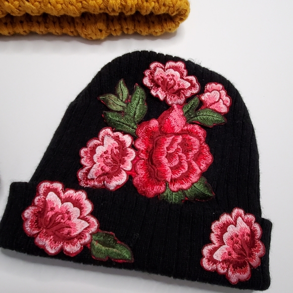 Tavik Aldo Jacks beanie bundle of 3 Vguc - Picture 5 of 9